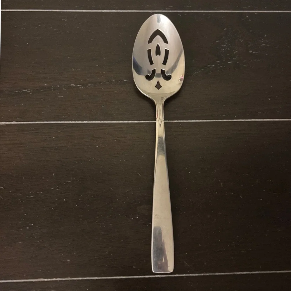 Oneida Oneidacraft Deluxe ACCENT Stainless Pierced‎ Slotted Serving Spoon 8.5
